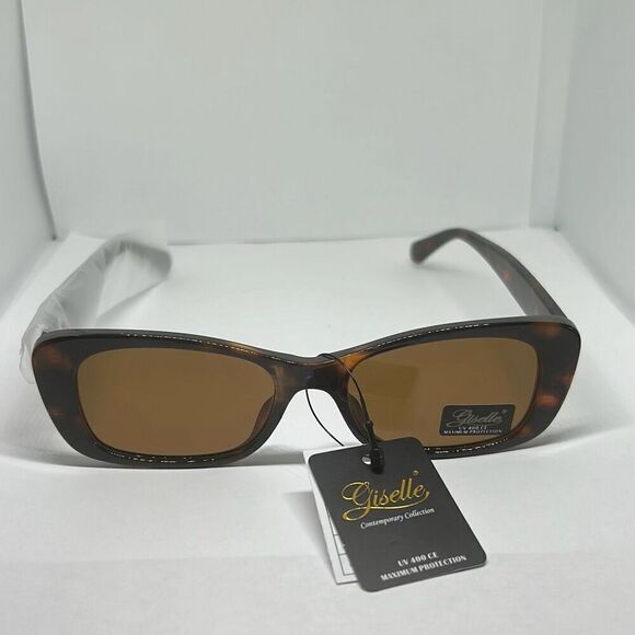 Giselle Women’s Tortoise Sunglasses - Picture 3 of 3